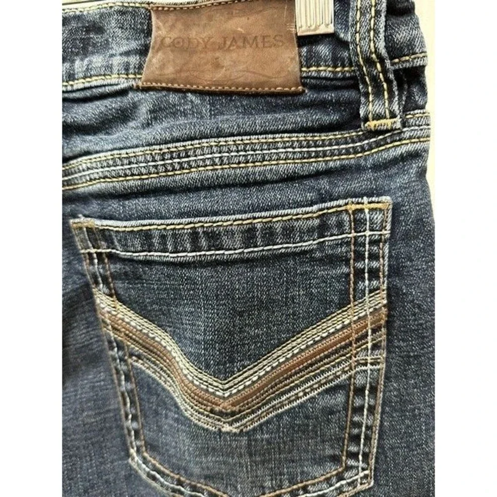 Cody James Men's Bootcut Jeans 30x34 Medium Wash Western Pocket Stitching Cowboy